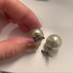 Dior bee earing